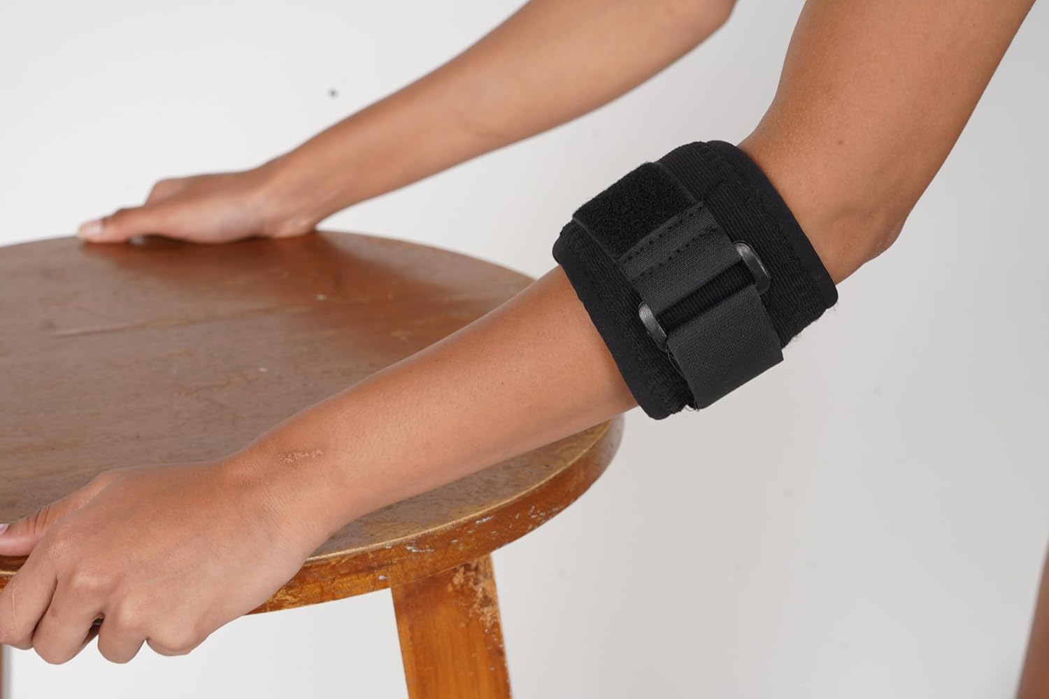 Tennis Elbow Support Brace (Black, Universal Size) – Premium Neoprene Drytex Mix | Pain Relief Strap for Elbow Tendonitis, Golfer’s Elbow, Sports Injury & Gym Support